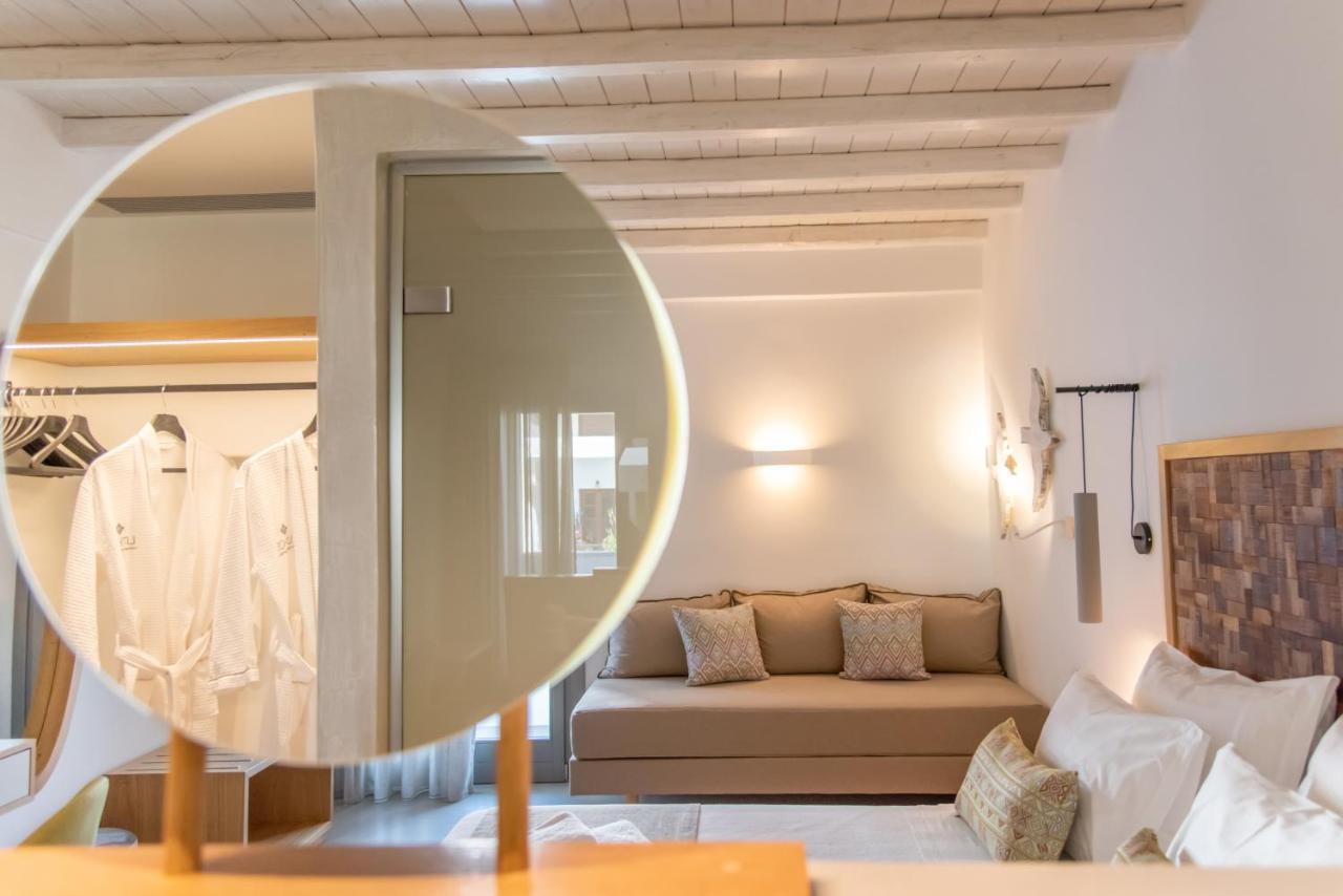 Lithos Luxury Suites Tínos Extérieur photo